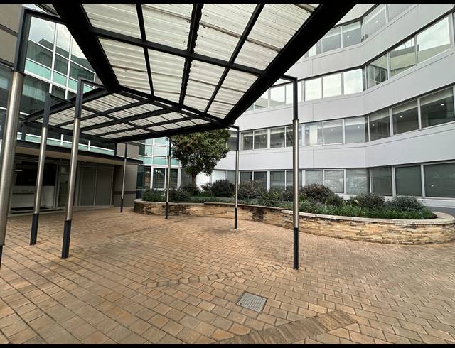 418.80M² OFFICE TO LET IN CENTURION CENTRAL